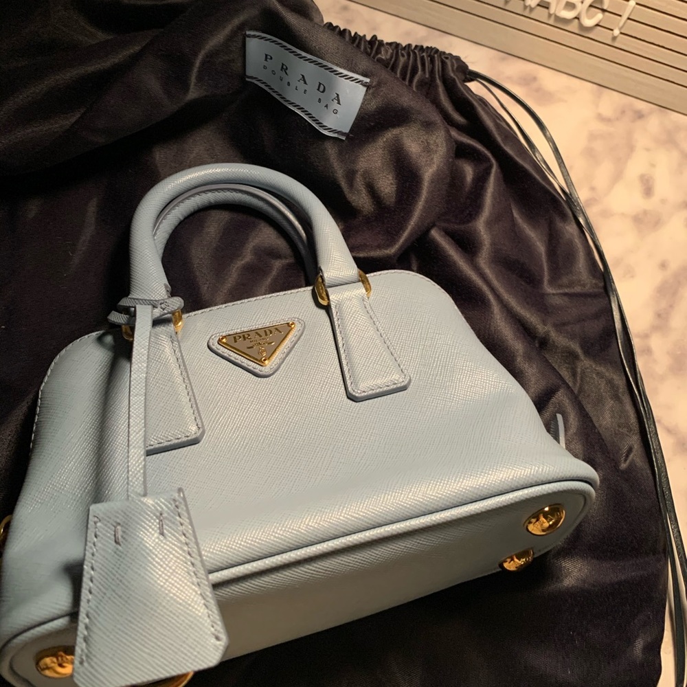 🛑SOLD🛑Prada saffiano mini lux crossbody